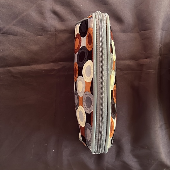 Coach cosmetic bag - Picture 7 of 12